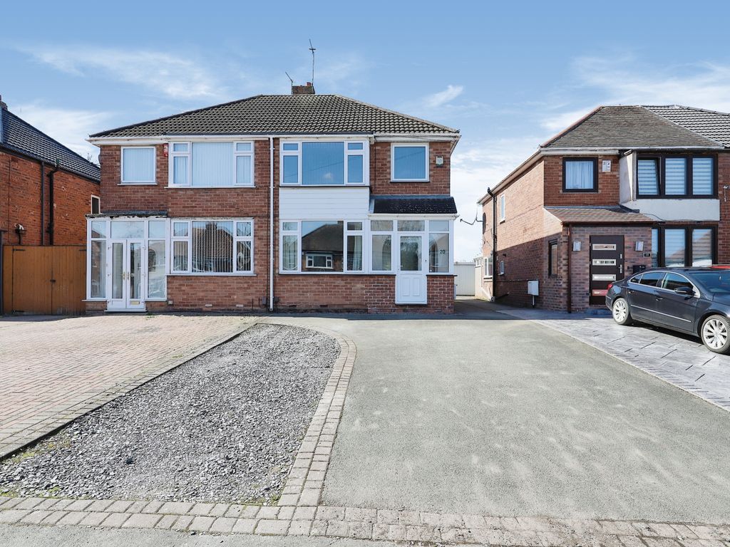 3 bed semidetached house for sale in Crossland Crescent, Wolverhampton