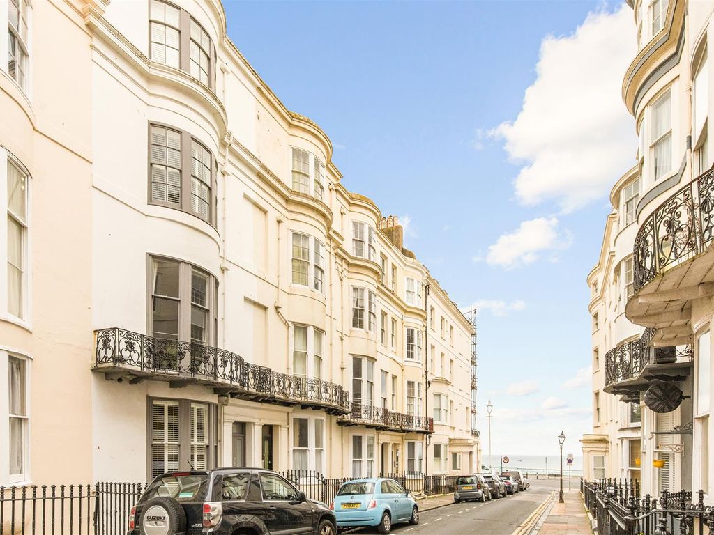 3 bed flat for sale in Atlingworth Street, Brighton BN2, £475,000 Zoopla