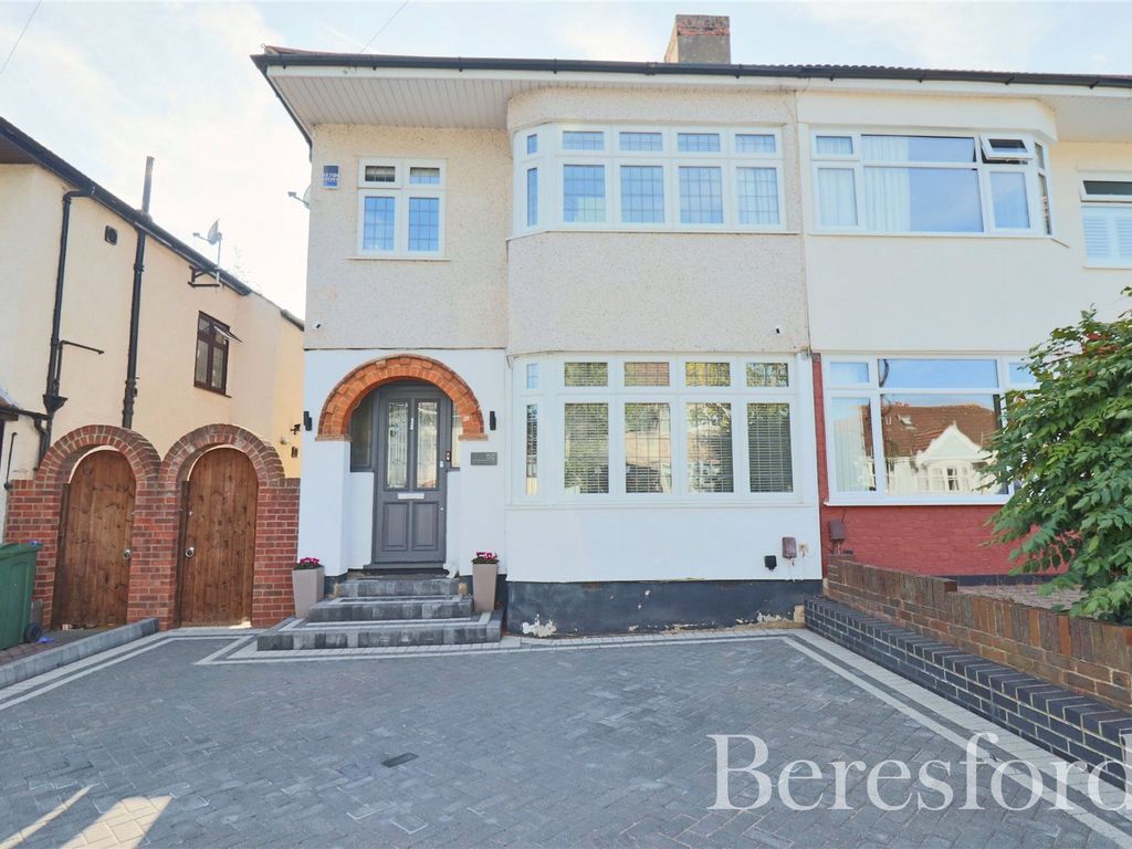 4 bed semidetached house for sale in Alma Avenue, Hornchurch RM12, £625,000 Zoopla