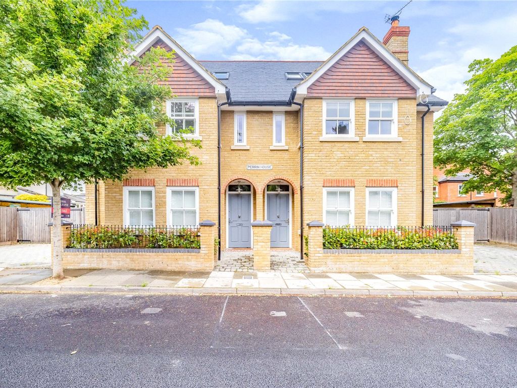 4 bed semidetached house for sale in Reginald Road, Northwood