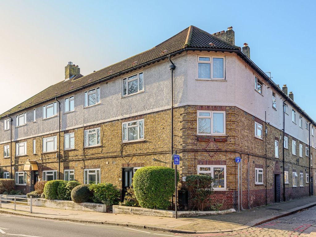 Studio for sale in Stevenson House, 28 Latchmere Road, Battersea SW11 Zoopla