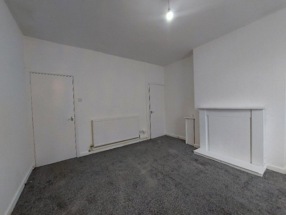2 bed terraced house to rent in Grange Street, Accrington BB5 Zoopla