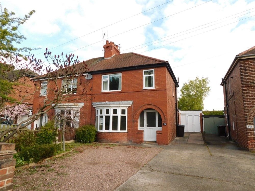 3 bed semidetached house to rent in Mansfield Road, Worksop S80, £875