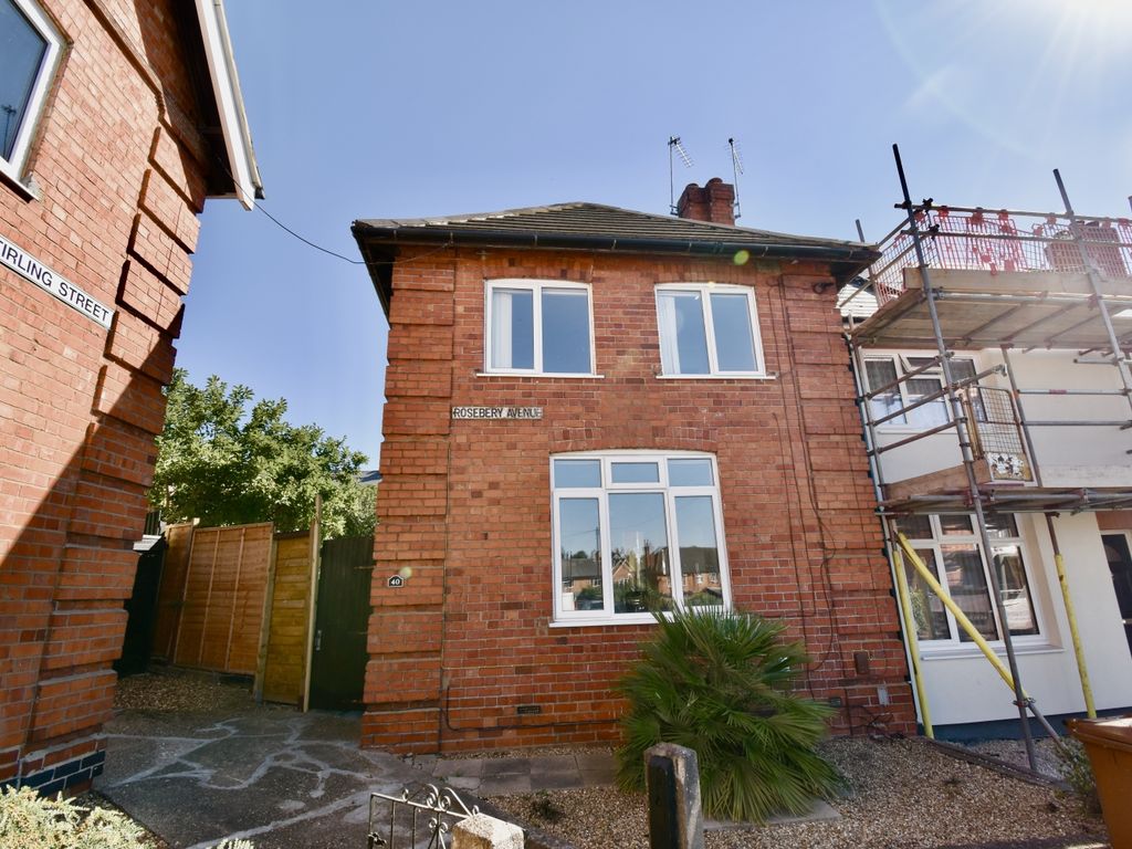 3 bed end terrace house to rent in Rosebery Avenue, Northampton NN5