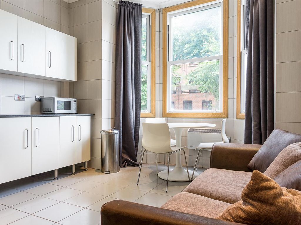 2 bed flat to rent in Mazenod Avenue, West Hampstead NW6 Zoopla