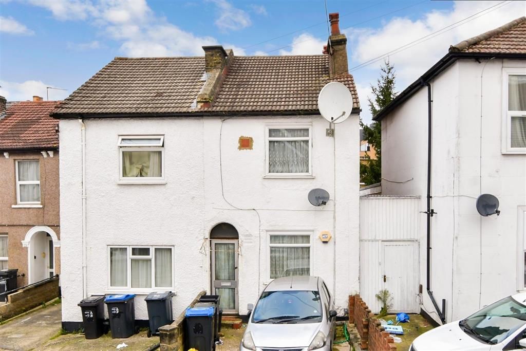 2 bed semidetached house for sale in Road, Croydon, Surrey CR0