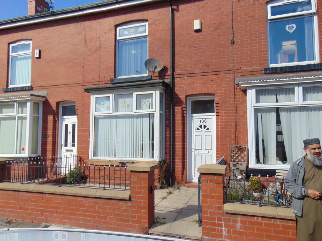2 bed terraced house for sale in Settle Street, Bolton BL3 Zoopla