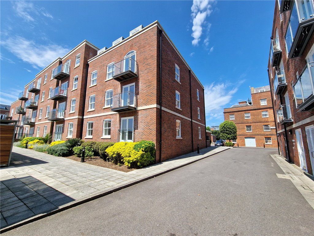 2 bed flat for sale in Salt Meat Lane, Gosport PO12 Zoopla