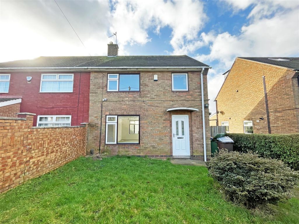 3 bed semidetached house to rent in Mosswood Crescent, Bestwood Park