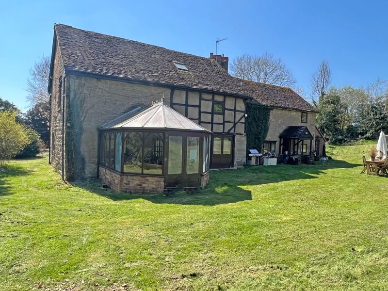 5 bed farmhouse for sale in Netherton, Highley, Bridgnorth WV16, £