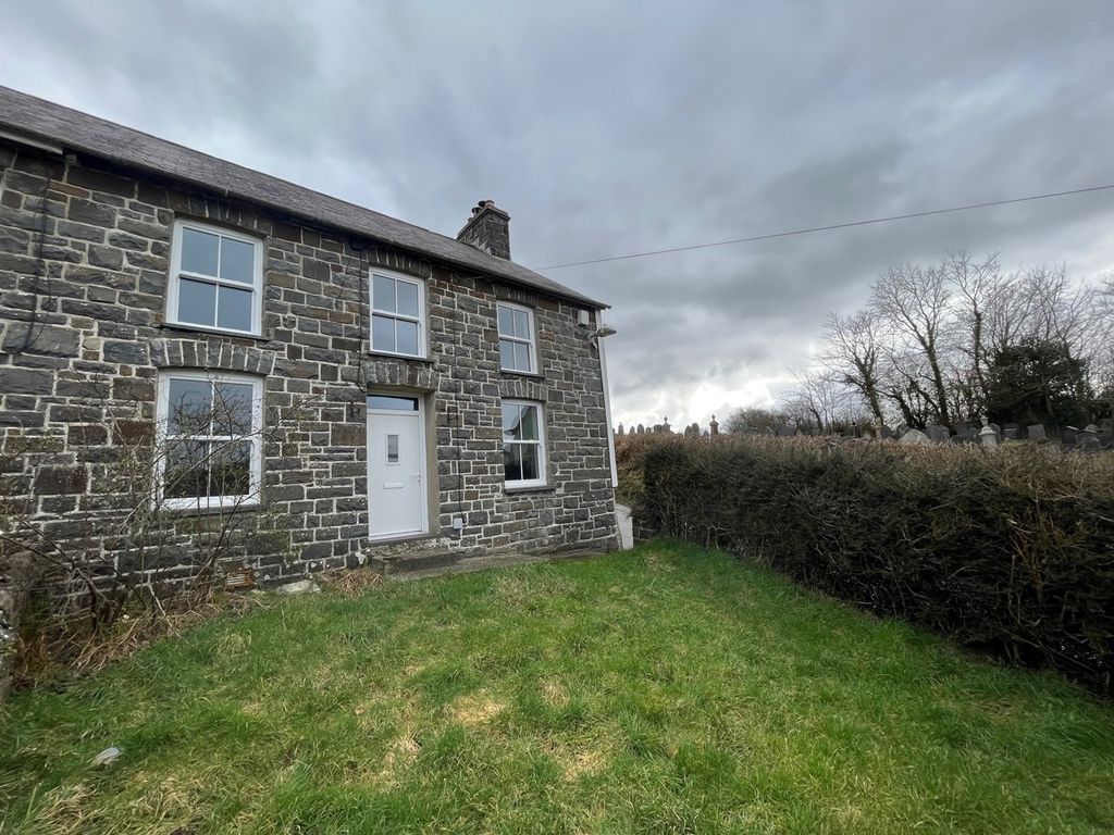 5 bed semidetached house for sale in Mydroilyn, Lampeter, Ceredigion