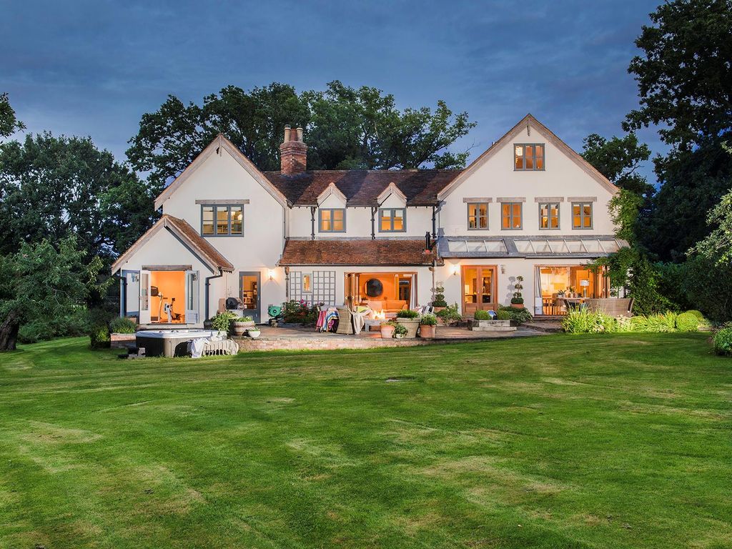 6 bed detached house for sale in Langley Road, Claverdon, Warwick