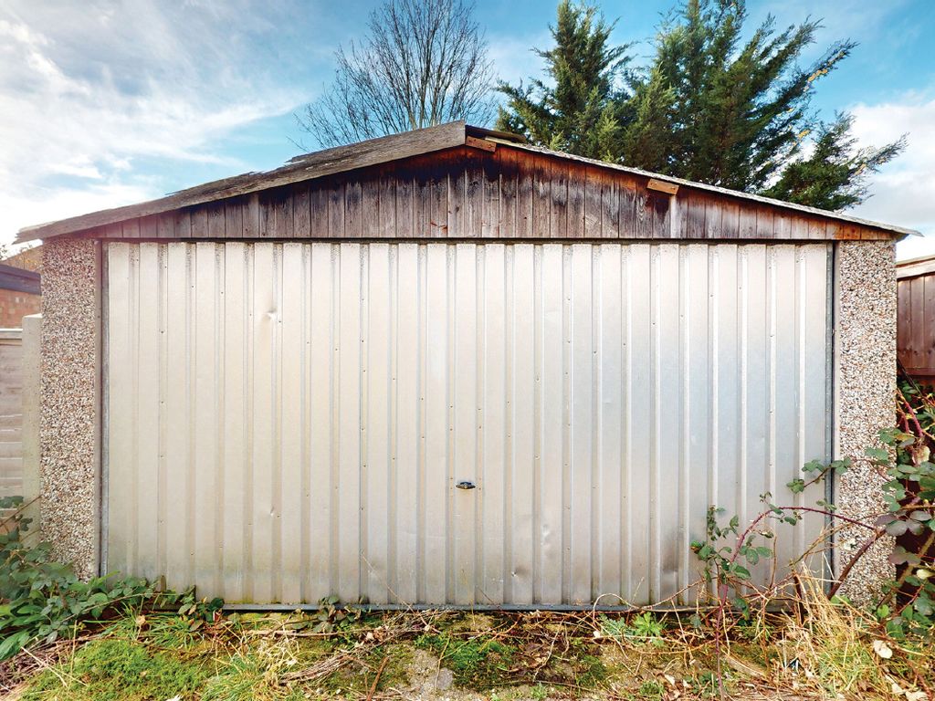 Parking for sale in Mandeville Road, Enfield EN3, £5,000 Zoopla