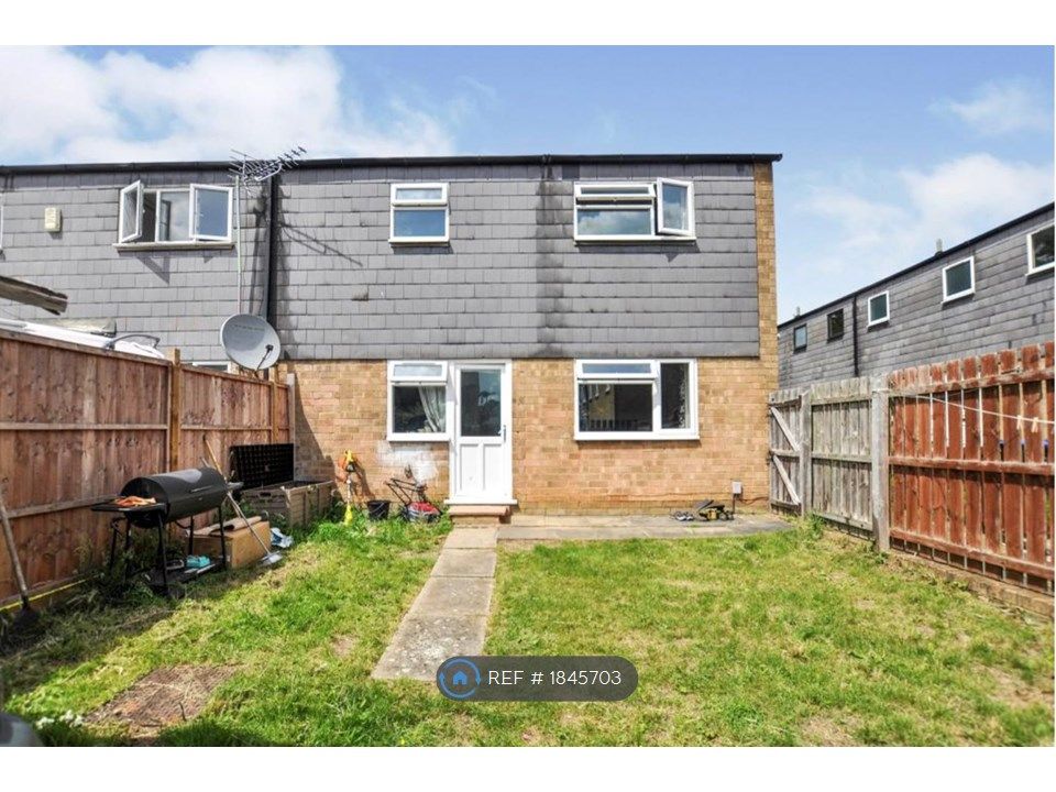 3 bed end terrace house to rent in Kingscroft Court, Northampton NN3, £1,295 pcm Zoopla
