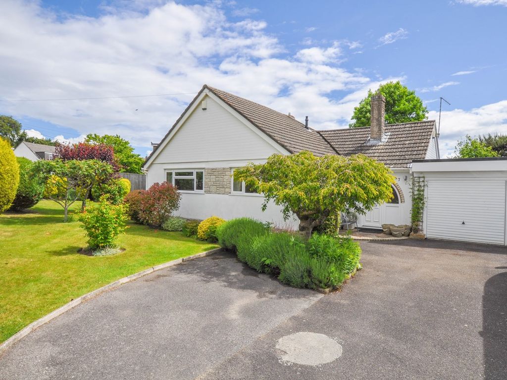 3 bed bungalow for sale in Foxcroft Drive, Wimborne BH21 Zoopla