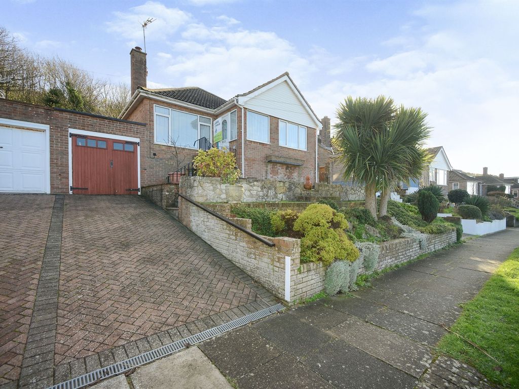 3 bed detached bungalow for sale in Greenbank Avenue, Saltdean