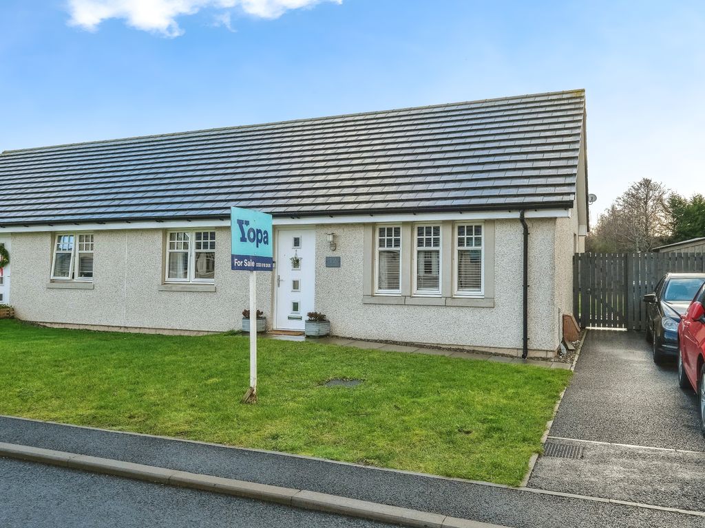 2 bed semidetached house for sale in Larch Crescent, Alness IV17, £