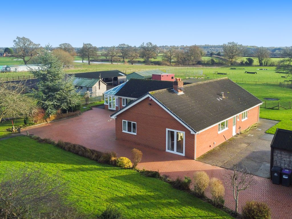 5 bed detached house for sale in Coton, Whitchurch SY13, £800,000 Zoopla