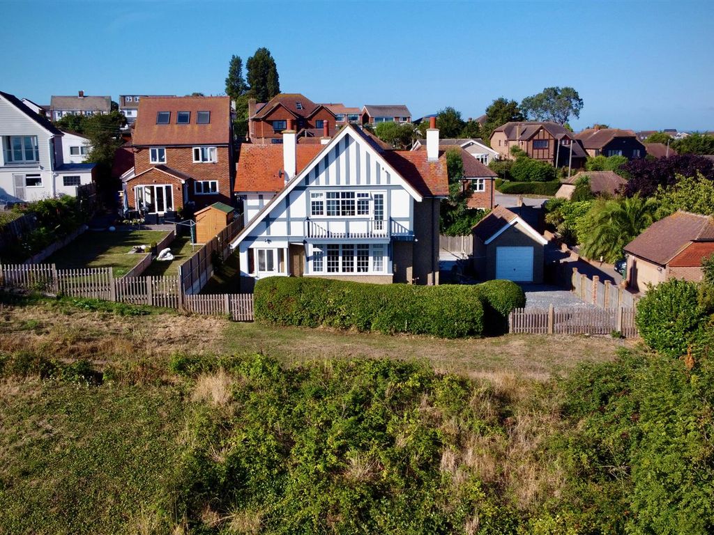 3 bed detached house for sale in Southsea Avenue, Minster On Sea