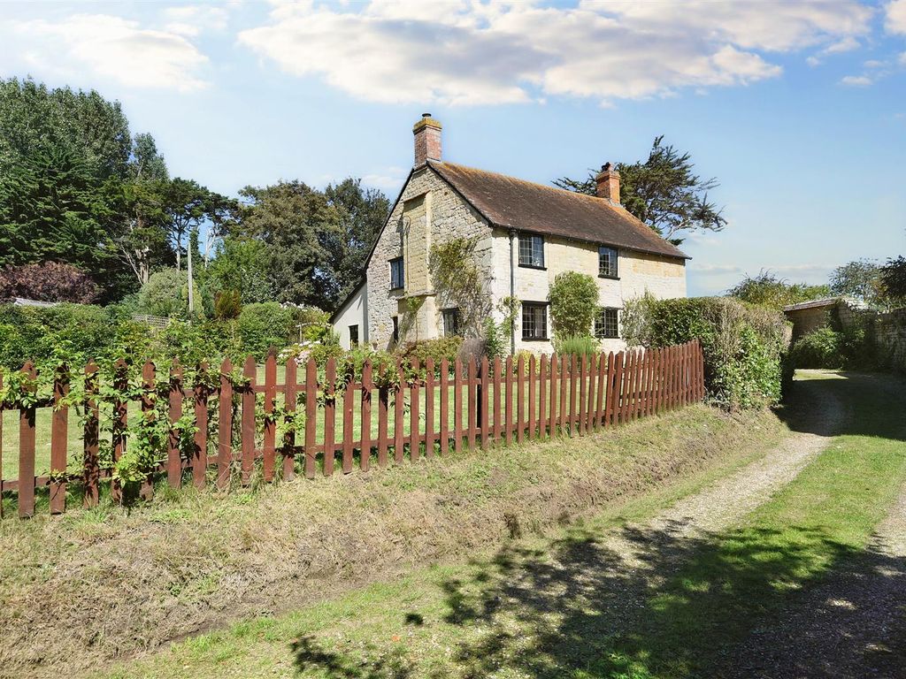 4 bed detached house for sale in Burton Street, Marnhull, Sturminster