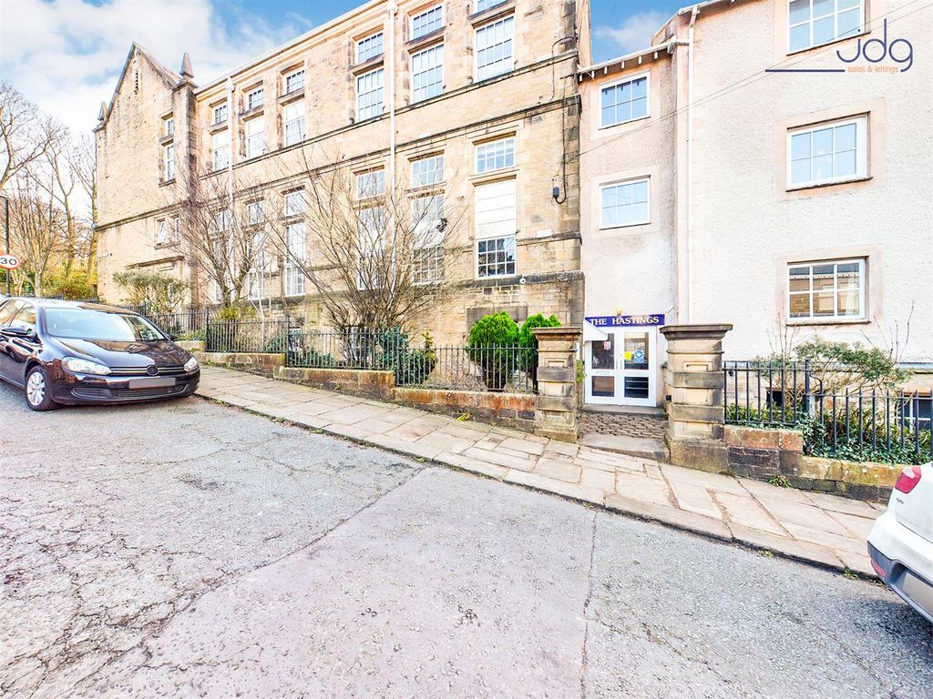 2 bed flat to rent in The Hastings, Lancaster LA1 Zoopla