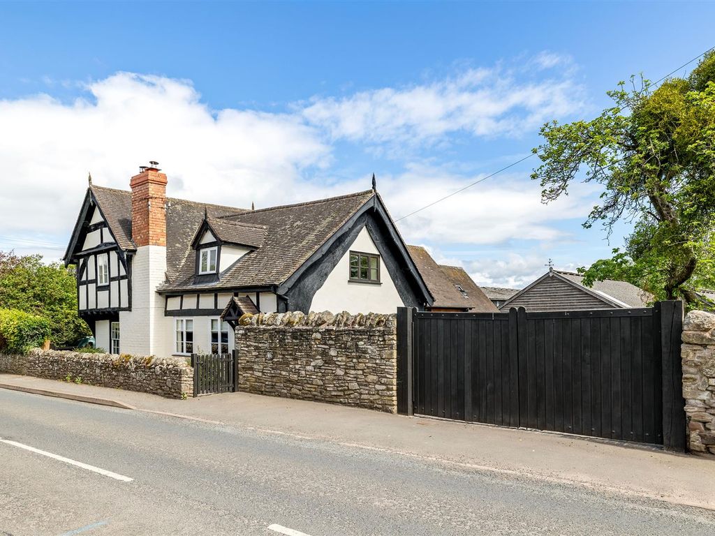 4 bed detached house for sale in Meadow Street, Weobley, Hereford HR4