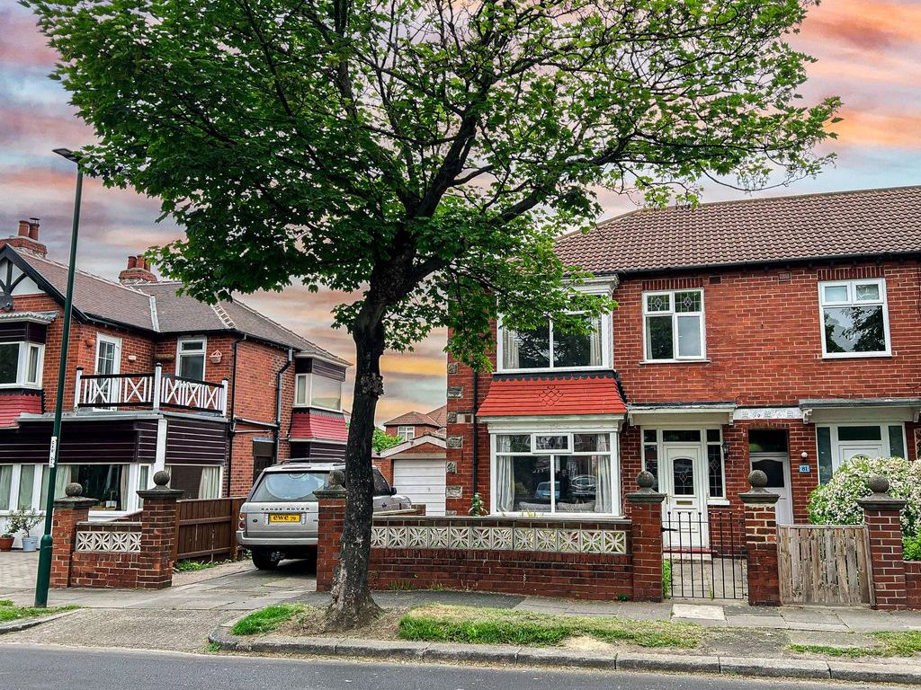 3 bed semidetached house to rent in Oak Road, Redcar TS10 Zoopla