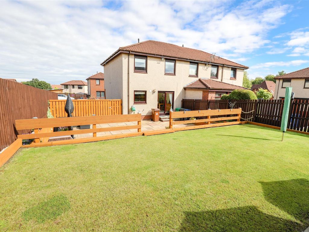 3 bed semidetached house for sale in Laggan Crescent, Glenrothes KY7