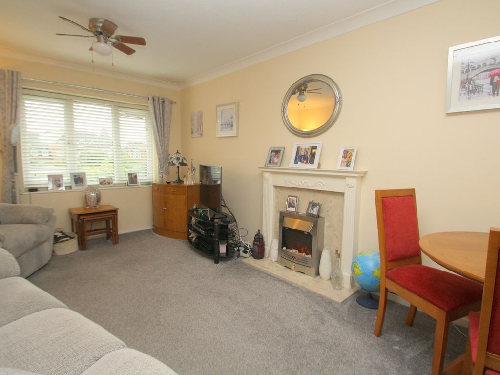 2 bed property for sale in Albany Place, Egham TW20, £180,000 Zoopla