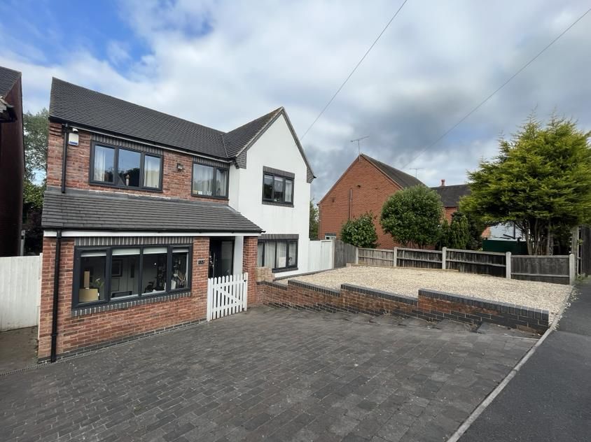 4 bed detached house for sale in Coton Park, Linton, Swadlincote DE12