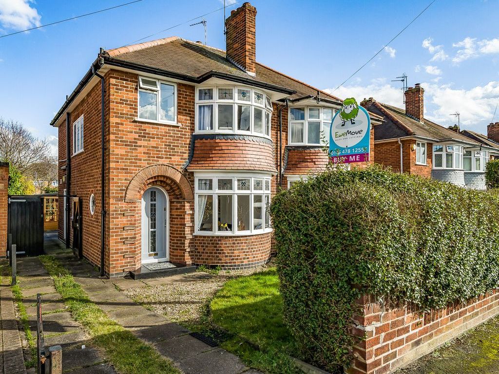 3 bed semidetached house for sale in Stonehill Avenue, Birstall