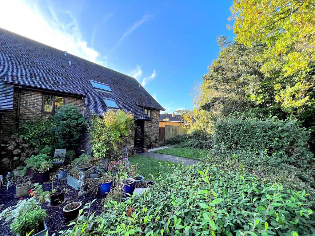 4 bed semidetached house for sale in Wentwood Gardens, New Milton