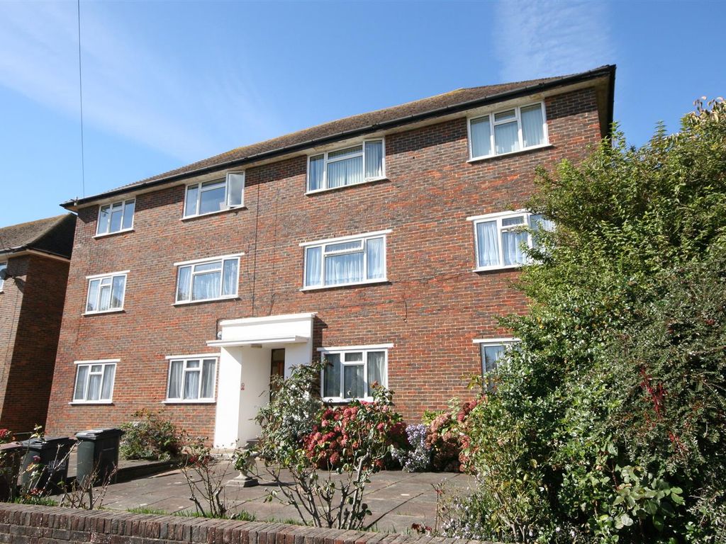2 bed flat for sale in Brassey Road, BexhillOnSea TN40, £225,000 Zoopla