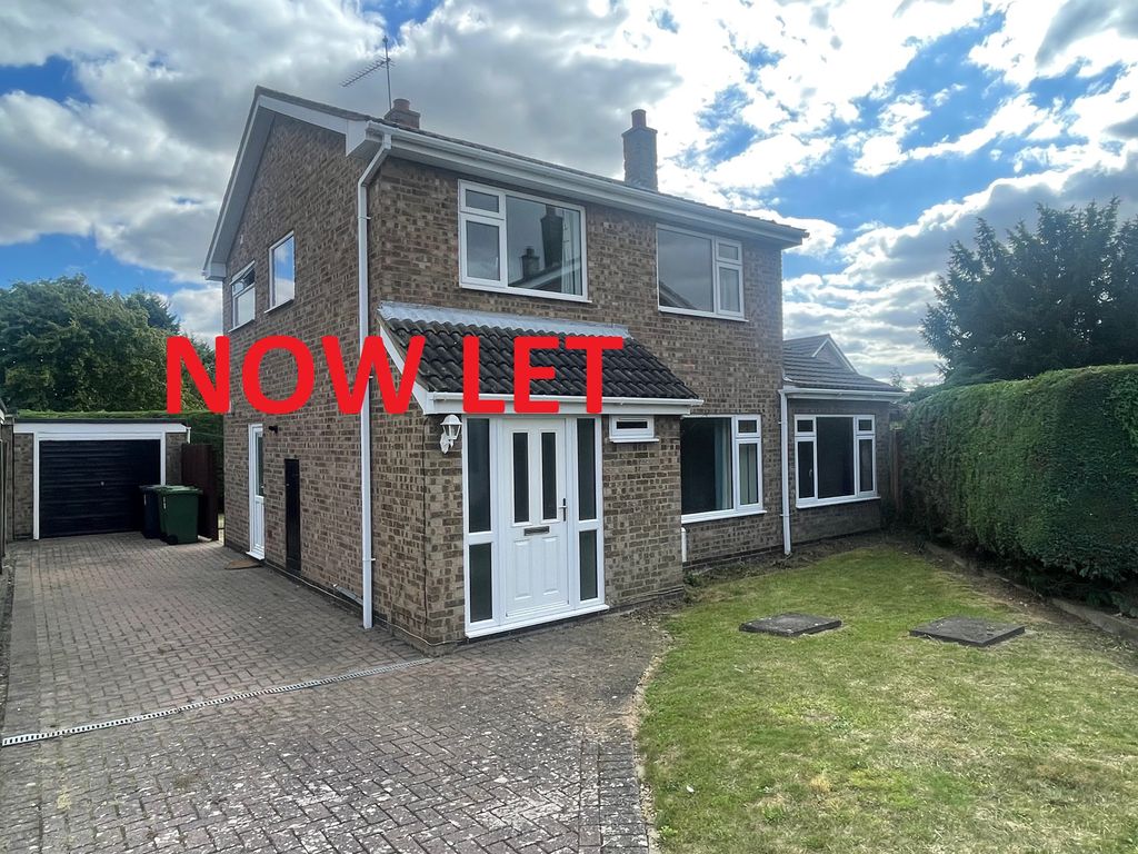 4 bed detached house to rent in Mill Road, Peterborough PE7, £1,250 pcm