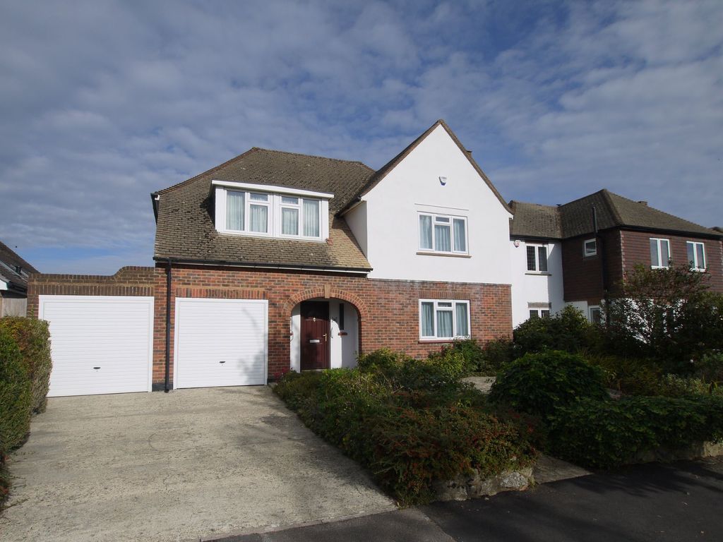 4 bed detached house for sale in Marlborough Crescent, Sevenoaks TN13