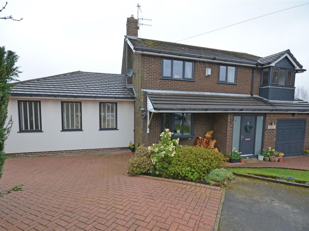 4 bed detached house for sale in Hillside Avenue, Carrbrook