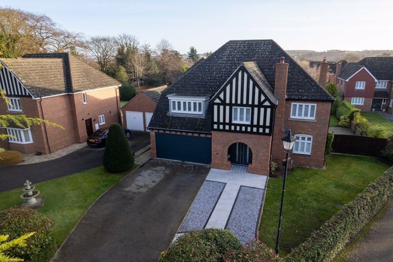 5 bed detached house for sale in Spruce Drive, Retford DN22, £850,000