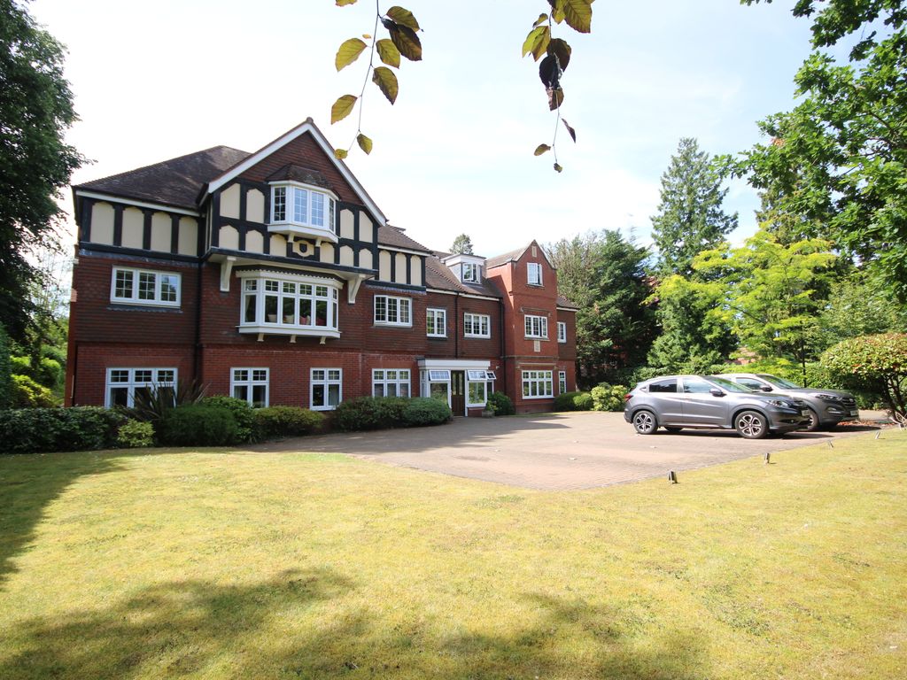 2 bed flat for sale in St. Bernards Road, Solihull B92 Zoopla