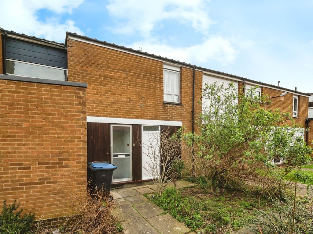 3 bed terraced house for sale in Moorfield, Harlow CM18, £280,000 Zoopla