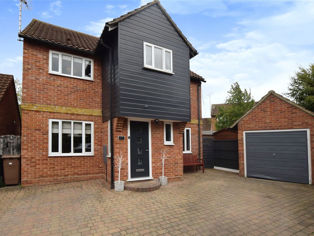 4 bed detached house for sale in Benbow Drive, South Woodham Ferrers
