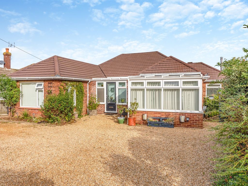 3 bed detached house for sale in Peddars Drive, Hunstanton PE36, £