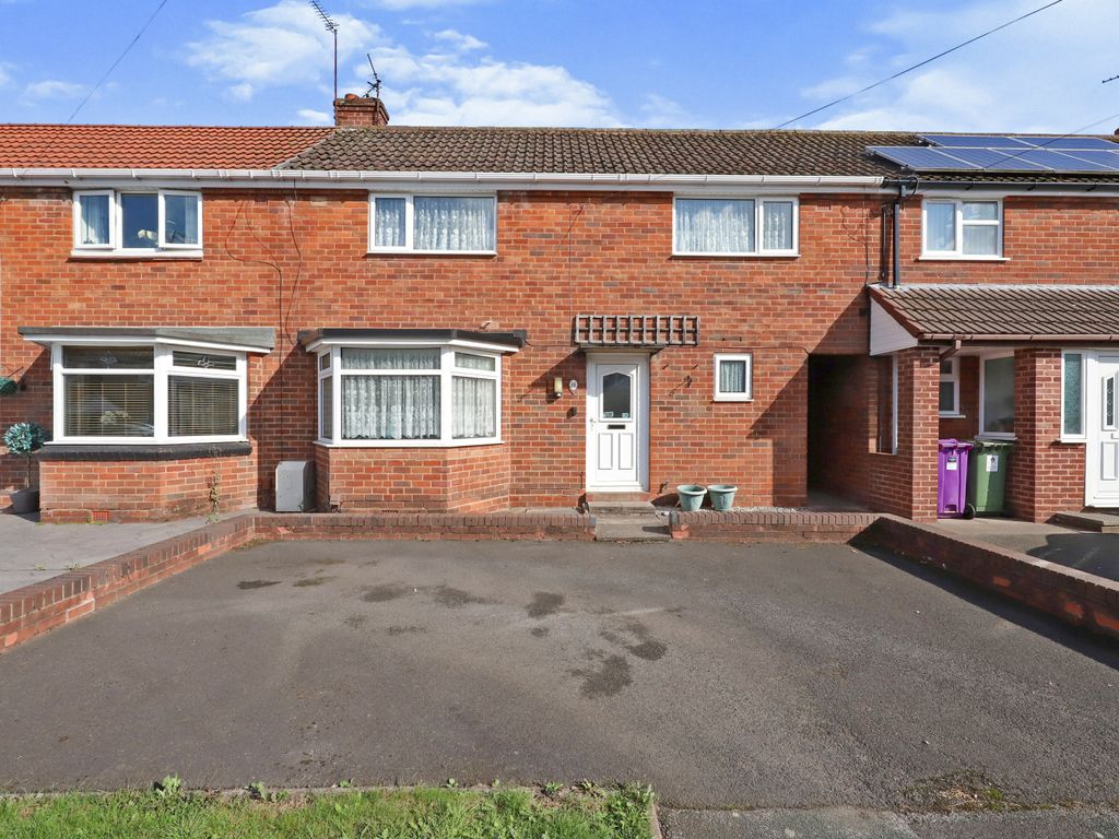 Regina Crescent, Tettenhall Wood, Wolverhampton WV6  