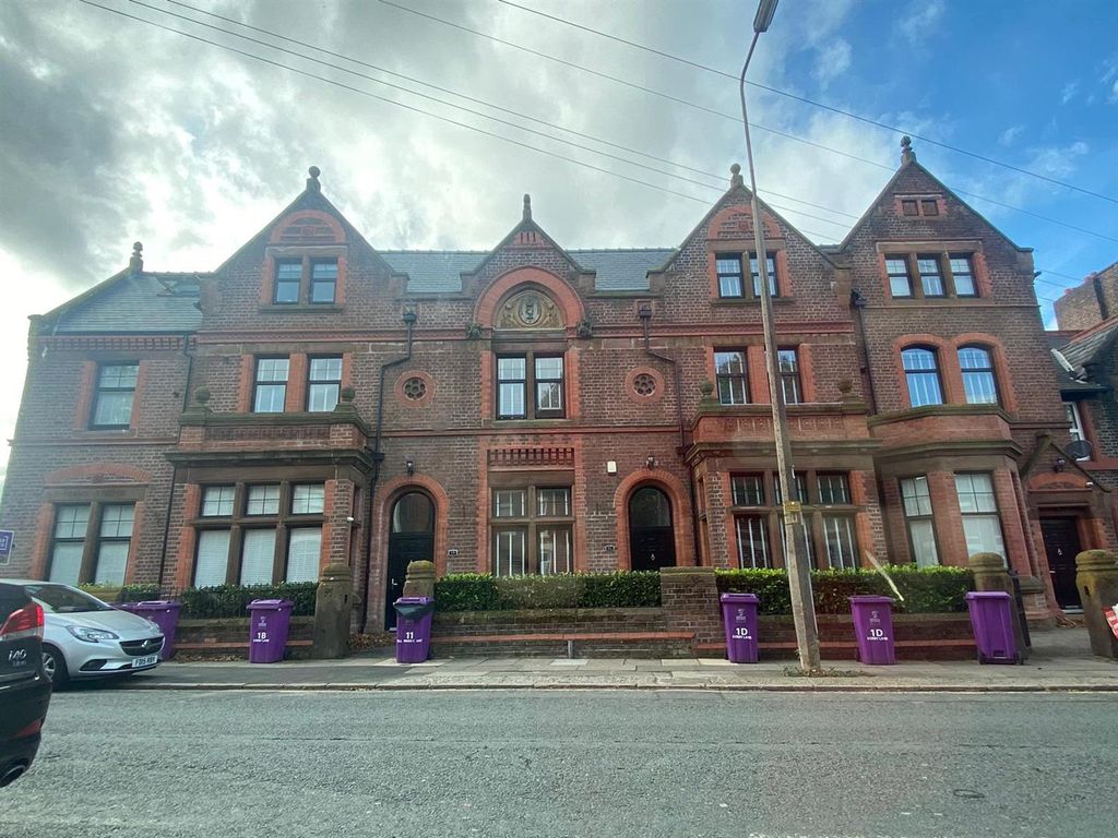 2 bed property to rent in Sandforth Court, Queens Drive, West Derby