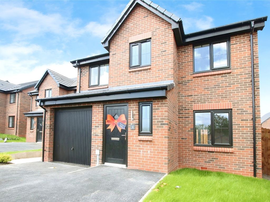 4 bed detached house to rent in Coalfield Avenue, Worsley, Manchester