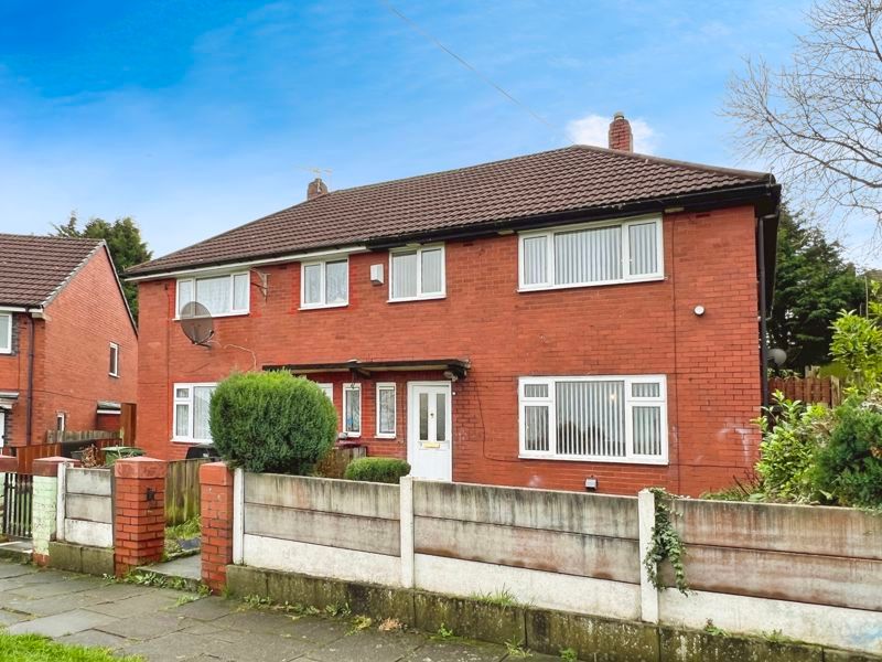3 bed semidetached house to rent in Red Lane, Breightmet, Bolton BL2