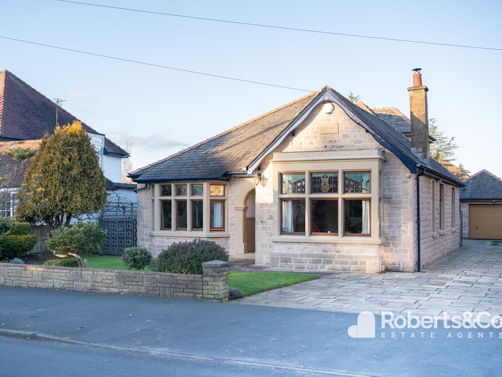 4 bed detached bungalow for sale in Kingsway, Penwortham, Preston PR1