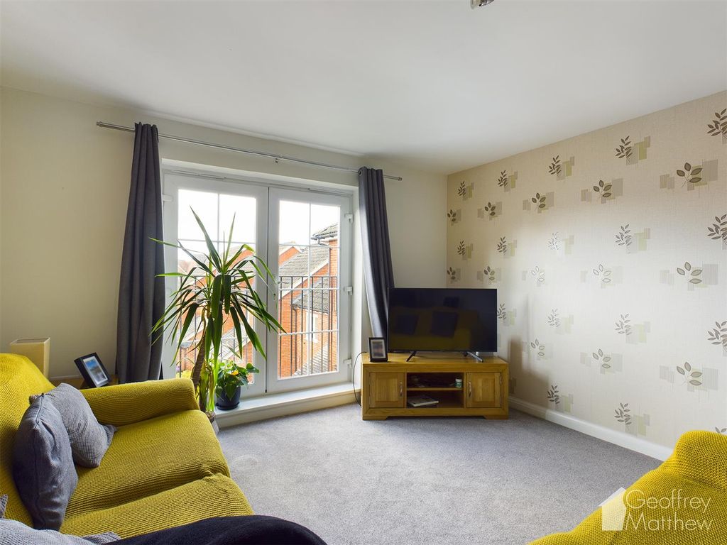 2 bed flat for sale in Cotswold Drive, Great Ashby, Stevenage SG1 Zoopla