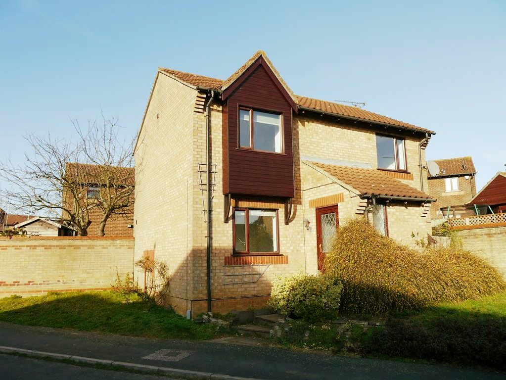3 bed detached house to rent in Devlin Road, Ipswich, Suffolk IP8 Zoopla