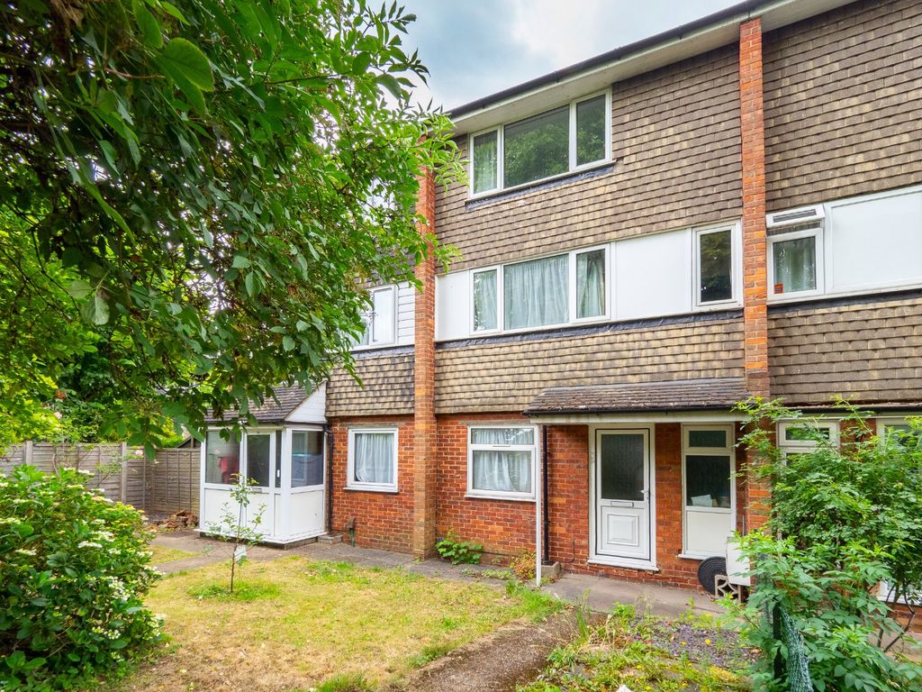 4 bed terraced house for sale in Rose Hill, Sutton SM1 Zoopla