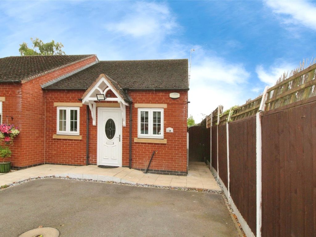 2 bed bungalow to rent in Ashby Road, Measham, Swadlincote, Derbyshire